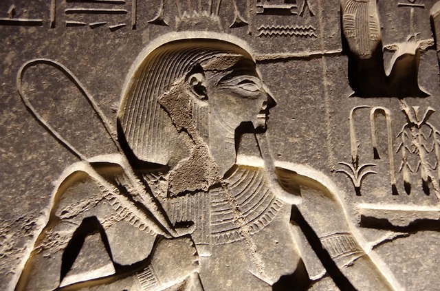 bassorilievo dal tempio di Luxor 